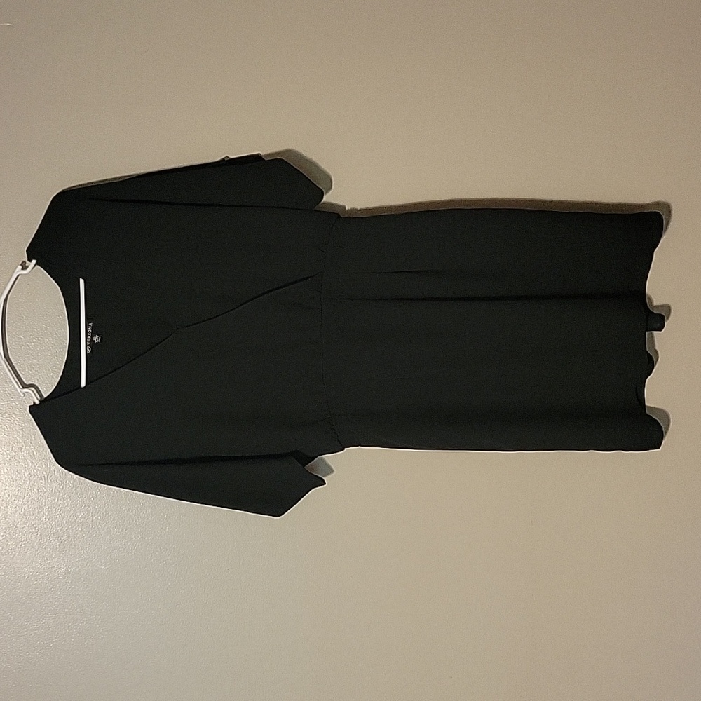 Versona Black Flowy Cocktail Dress Womens 10